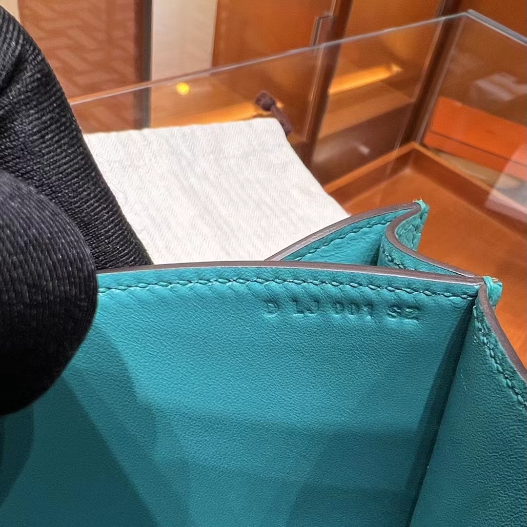 Constance 19cm 7F Bleu Paon Epsom Full handmade HERMES fatory