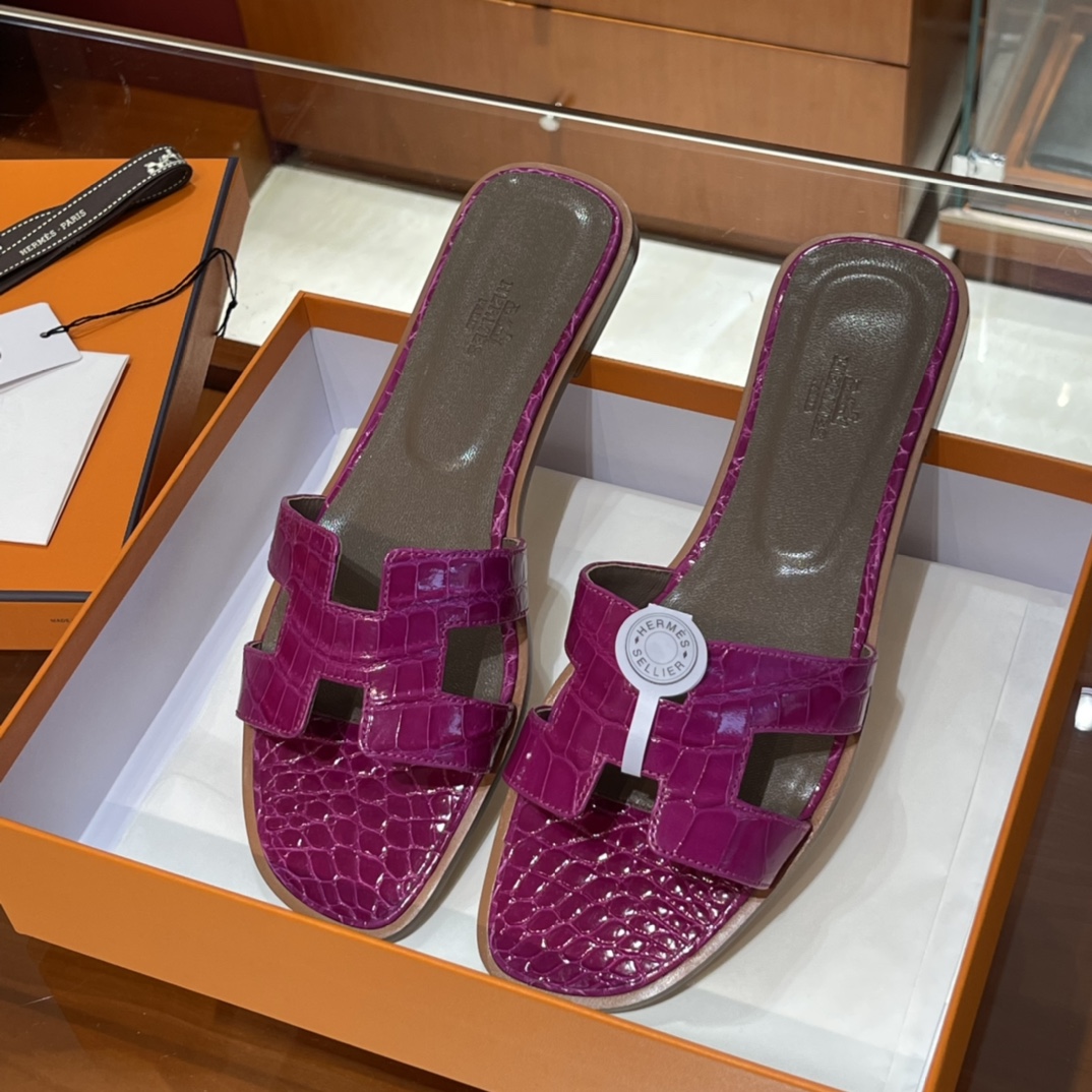 HERMES Alligator Sandals New Slippers Handmade Italian lamb sole 10 days of shipment 5J Fushsia