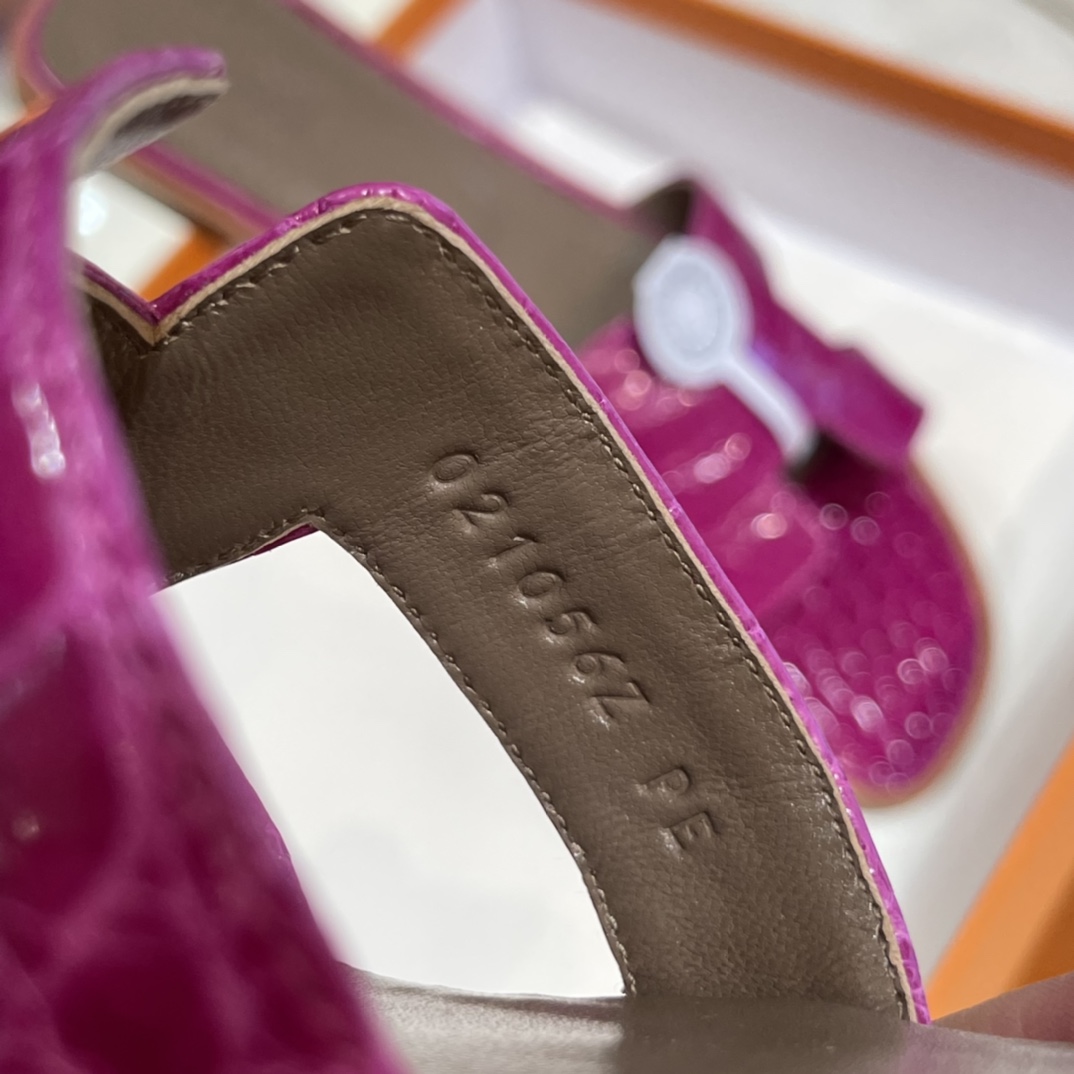 HERMES Alligator Sandals New Slippers Handmade Italian lamb sole 10 days of shipment 5J Fushsia