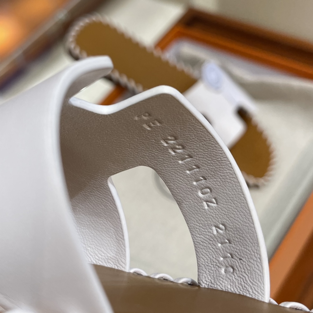 HERMES Sandals New Slippers Handmade Italian lamb sole 10 days of shipment 01 Blanc