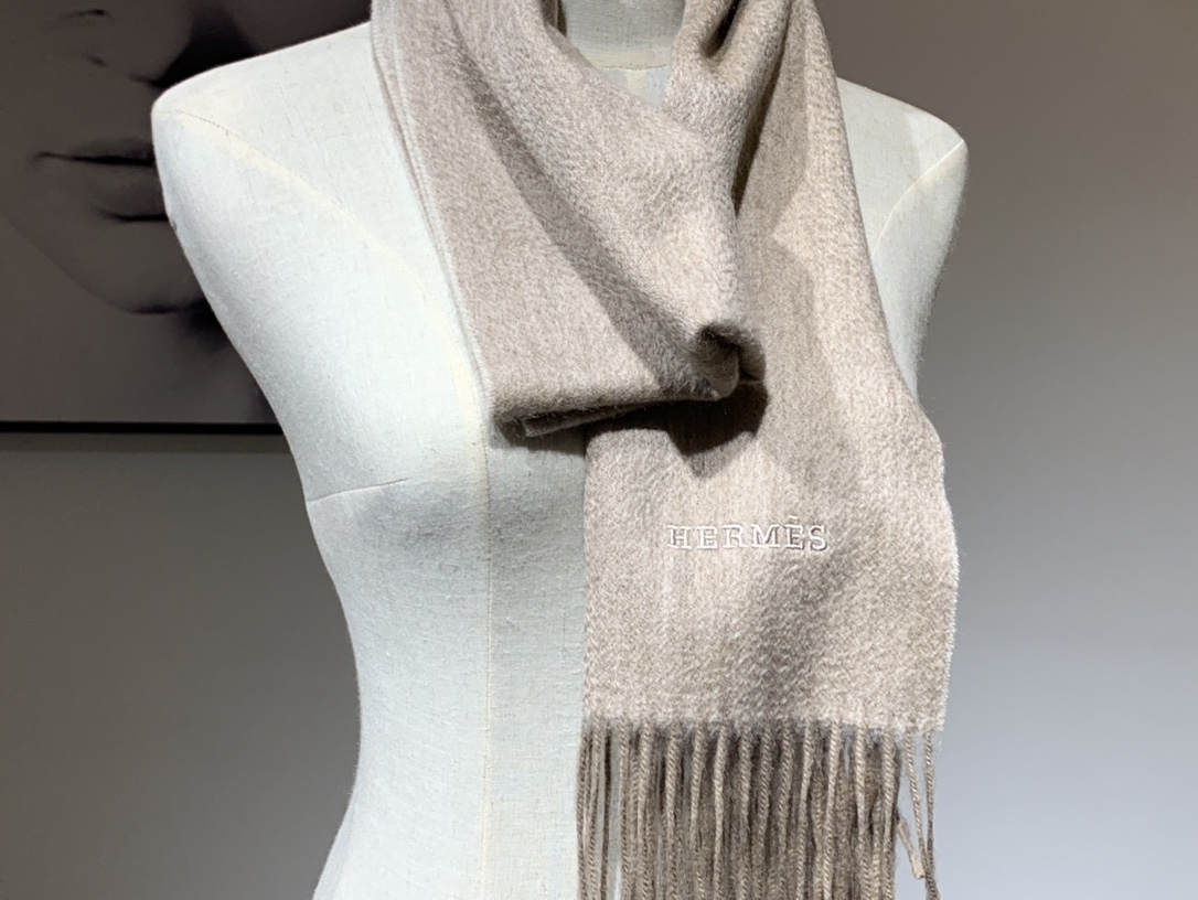 HERMES Cashmere Scarf 10 Craie Fatory 30*180cm