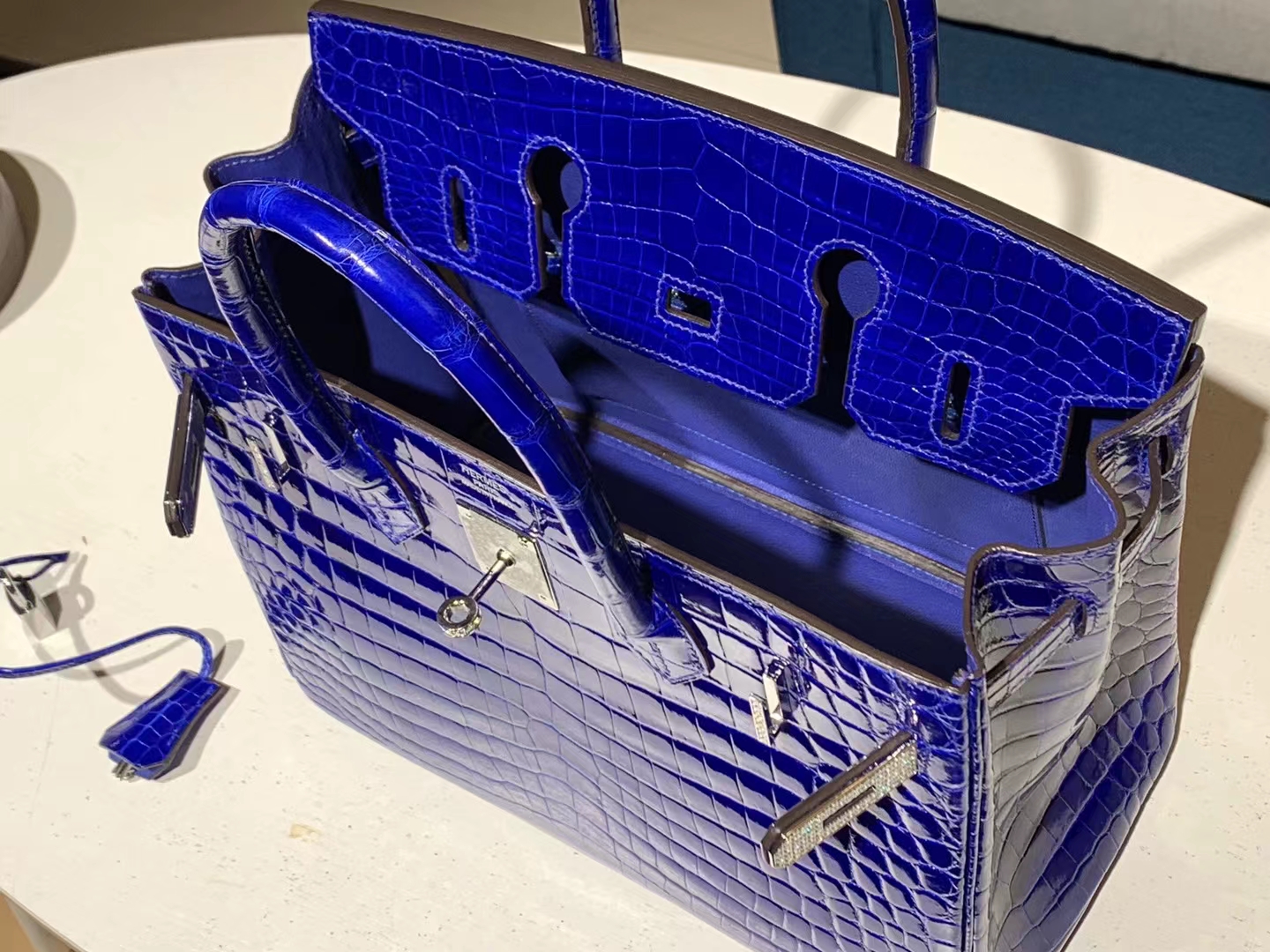 HERMES Factory Birkin 30CM  Alligator 7T Bleu electrique Full handmade hardware with real diamonds
