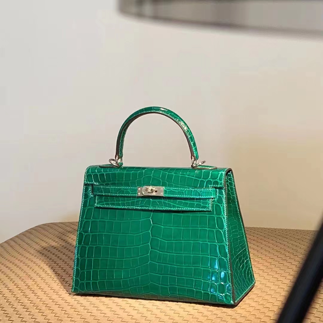 HERMES Kelly 25CM 6Q Vert Emeraude Niloticus GHW Full handmade 25x17x7cm