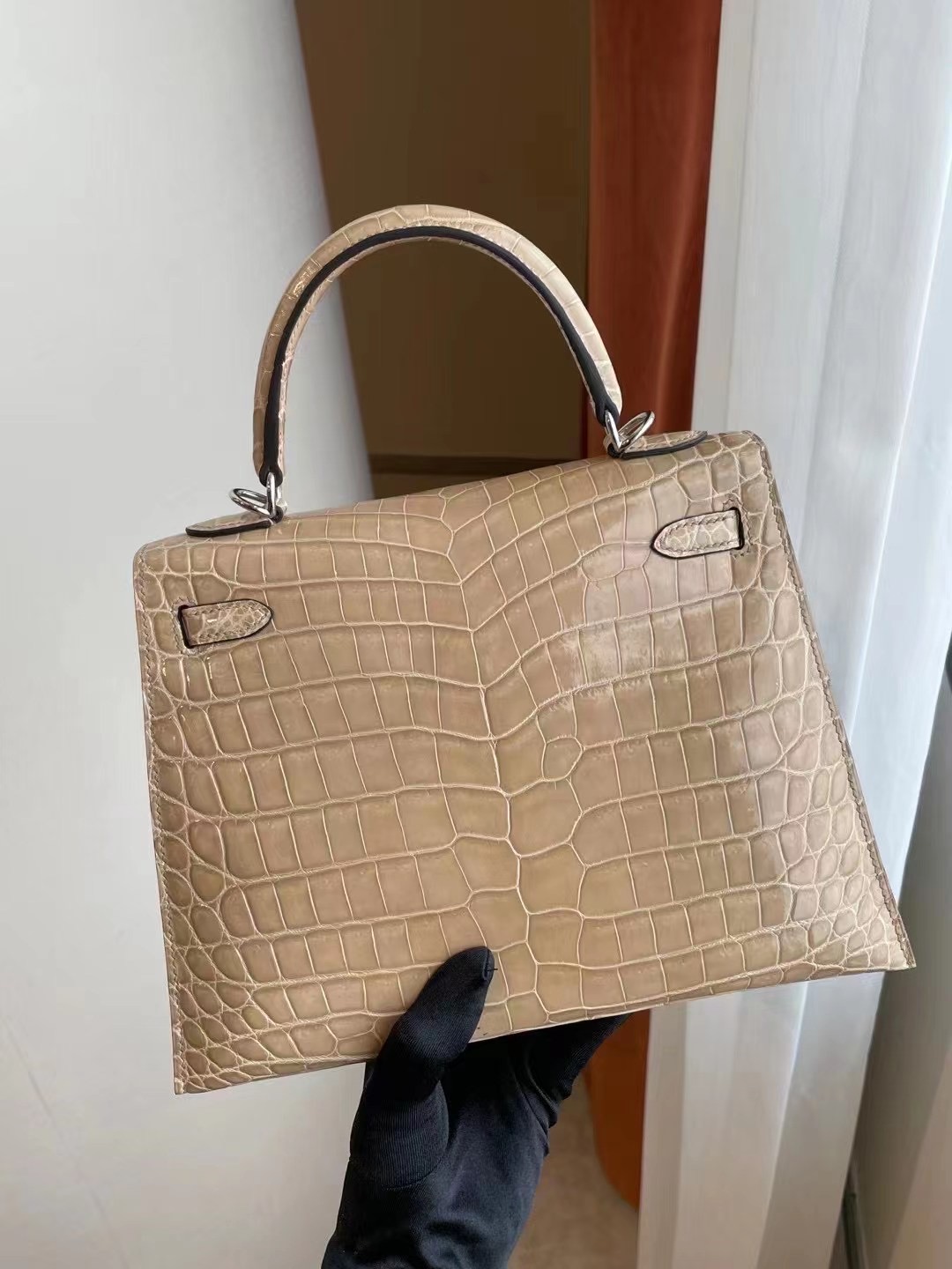Hermes Kelly 28CM Shiny Crocodile Niloticus PHW