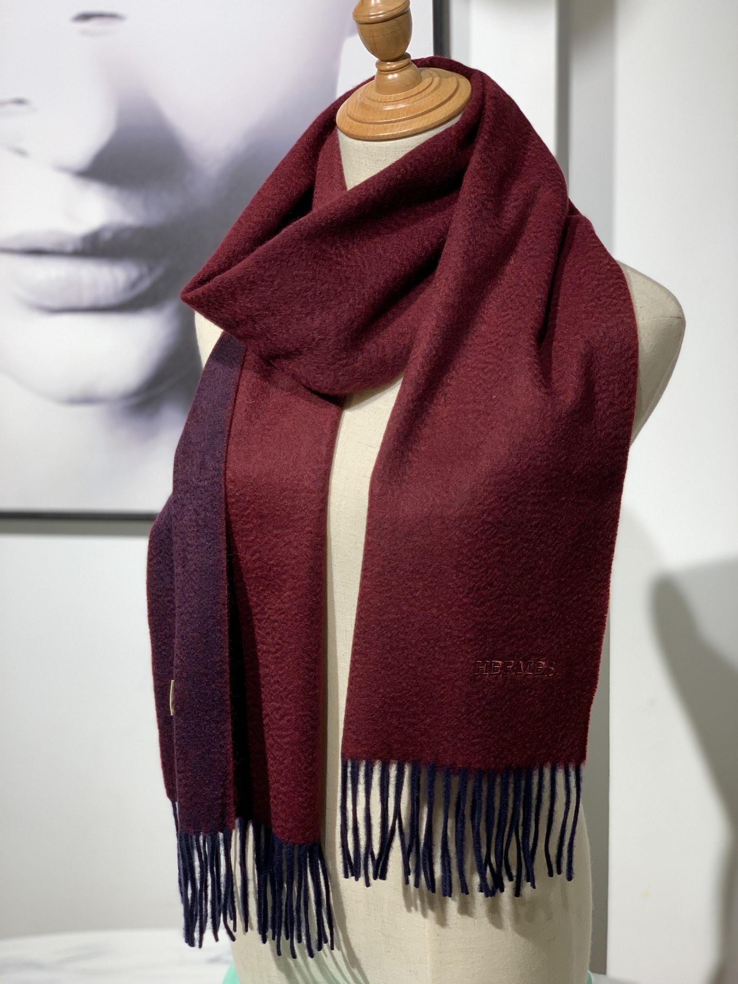 HERMES Cashmere Scarf F5 Bourgogne Fatory 30*180cm
