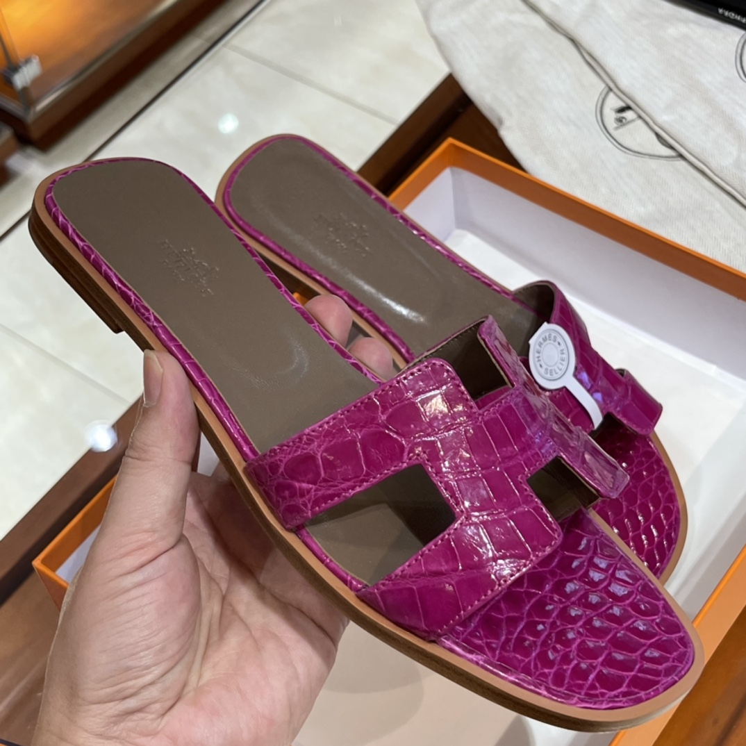 HERMES Alligator Sandals New Slippers Handmade Italian lamb sole 10 days of shipment 5J Fushsia