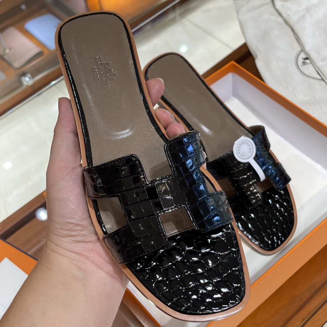 HERMES Alligator Sandals New Slippers Handmade Italian lamb sole 10 days of shipment 89 Nior