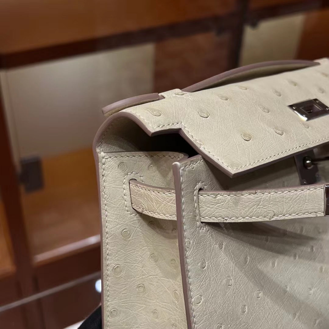 HERMES Kelly Pochette 10 Craie Ostrich Full handmade Kelly fatory