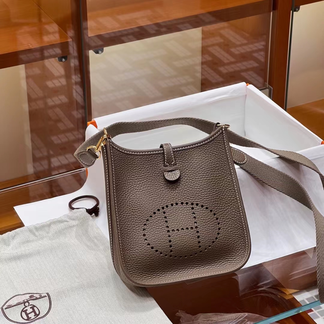 HERMES Mini Evelyne 8C Gri Elephant  Full handmade Evelyne Fatory 17x18x5.5cm