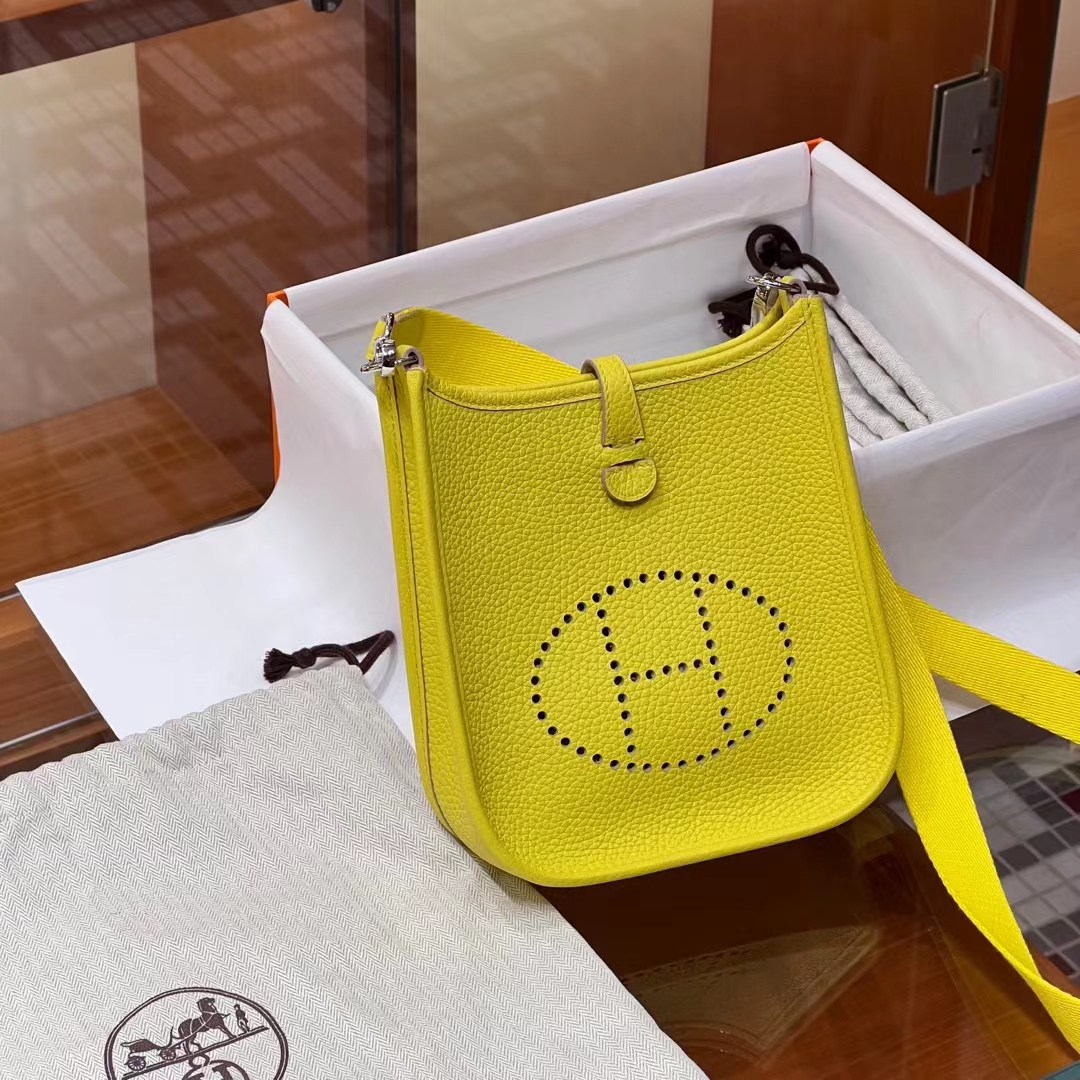 HERMES Mini Evelyne 9N Full handmade Evelyne Fatory 17x18x5.5cm