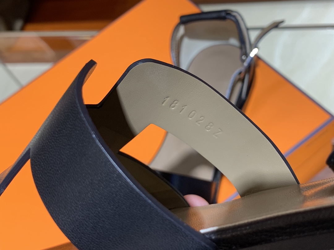 HERMES Sandals New Slippers Handmade Italian lamb sole 10 days of shipment 89 Nior