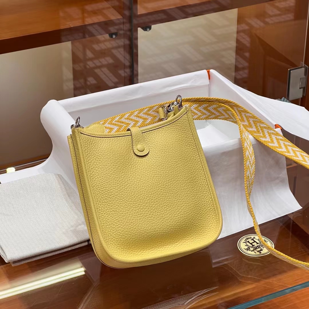 HERMES Mini Evelyne 1Z Full handmade Evelyne Fatory 17x18x5.5cm