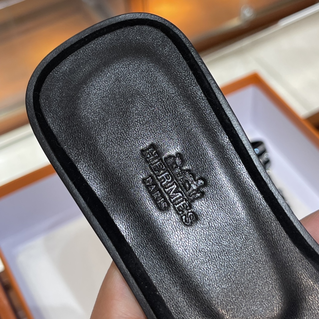 HERMES  Sandals New Slippers Handmade Italian lamb sole 10 days of shipment CC89 Nior