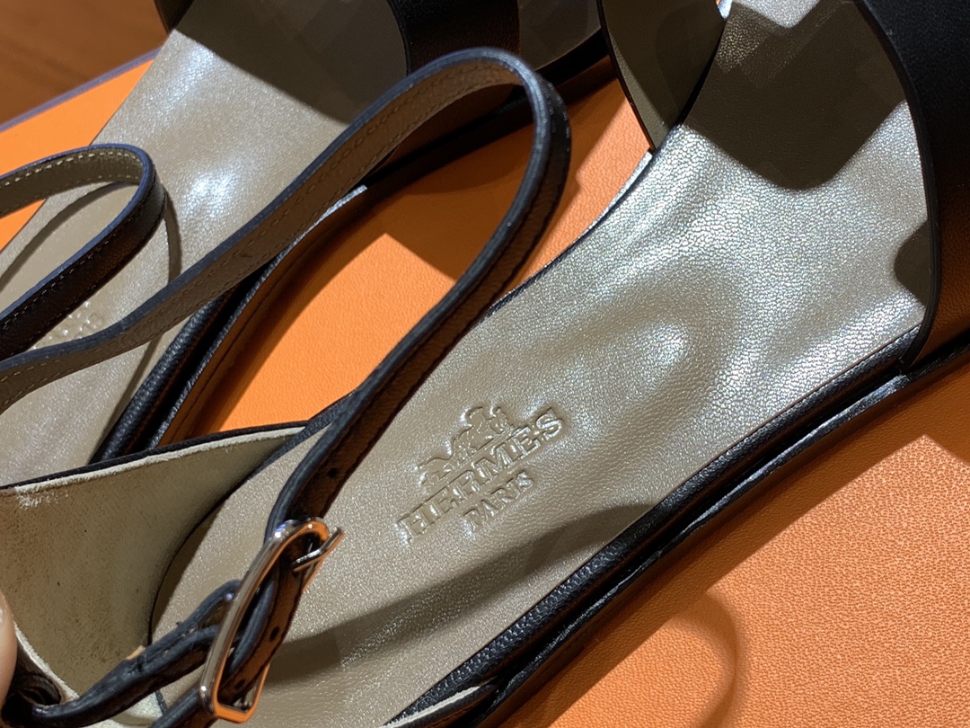HERMES Sandals New Slippers Handmade Italian lamb sole 10 days of shipment 89 Nior