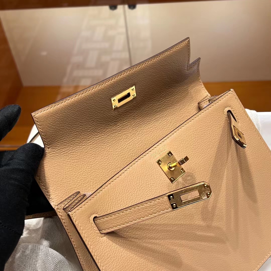 HERMES Kellydanse 22cm Evercolor Trench S2 Gold Hardware HandMade