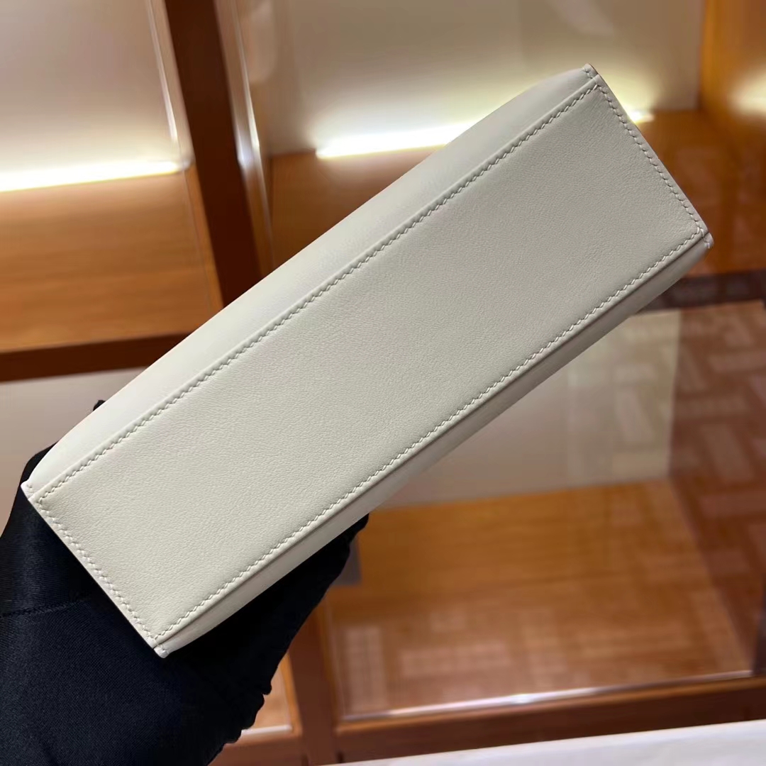 HERMES Kelly Pochette 10 Craie Swift Silvery Full handmade Kelly fatory