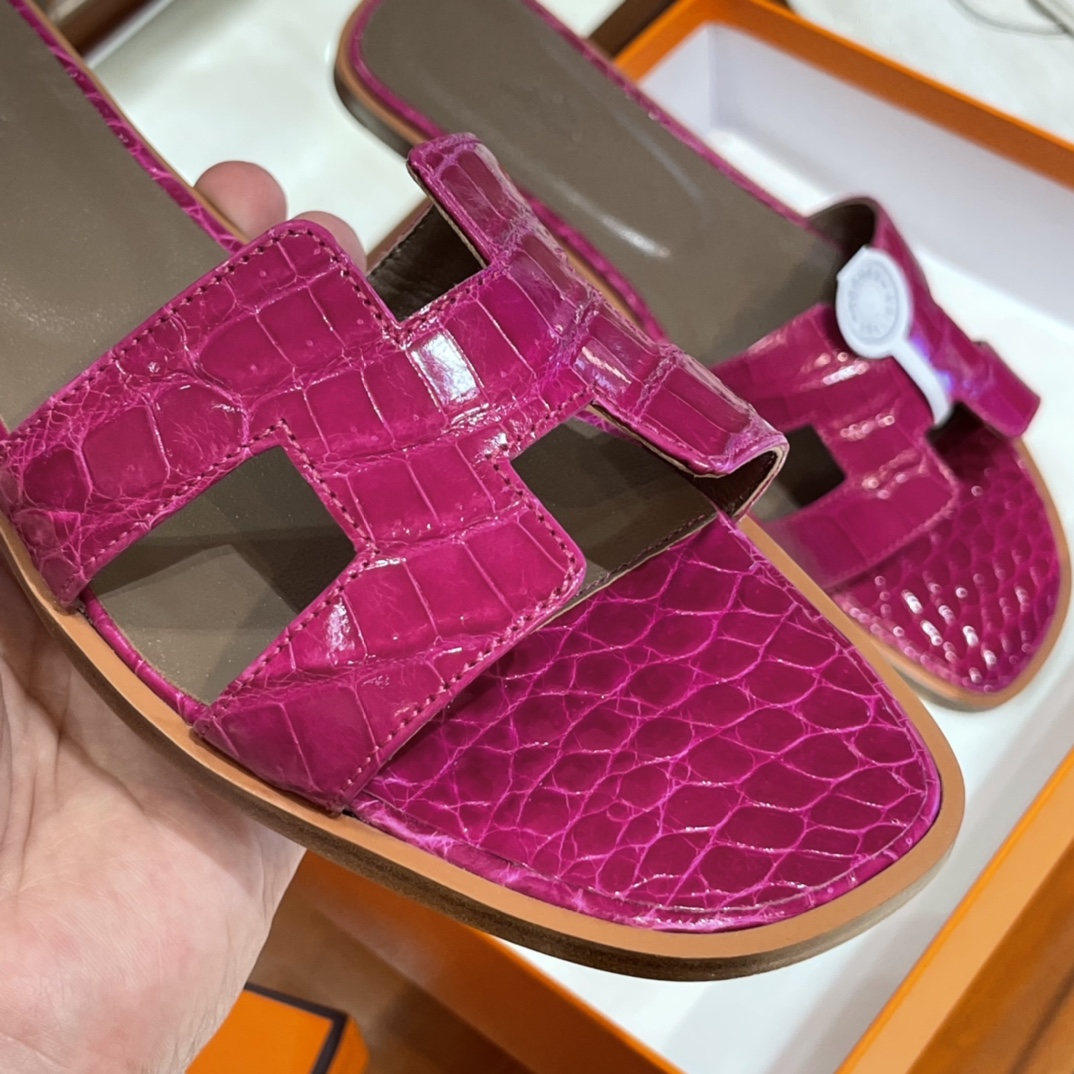 HERMES Alligator Sandals New Slippers Handmade Italian lamb sole 10 days of shipment 5J Fushsia