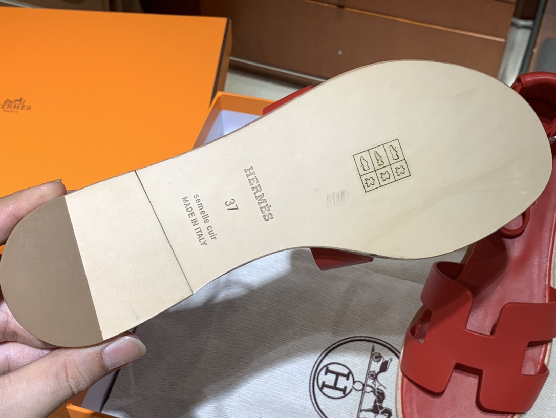 HERMES Sandals New Slippers Handmade Italian lamb sole 10 days of shipment 55 Rouge H
