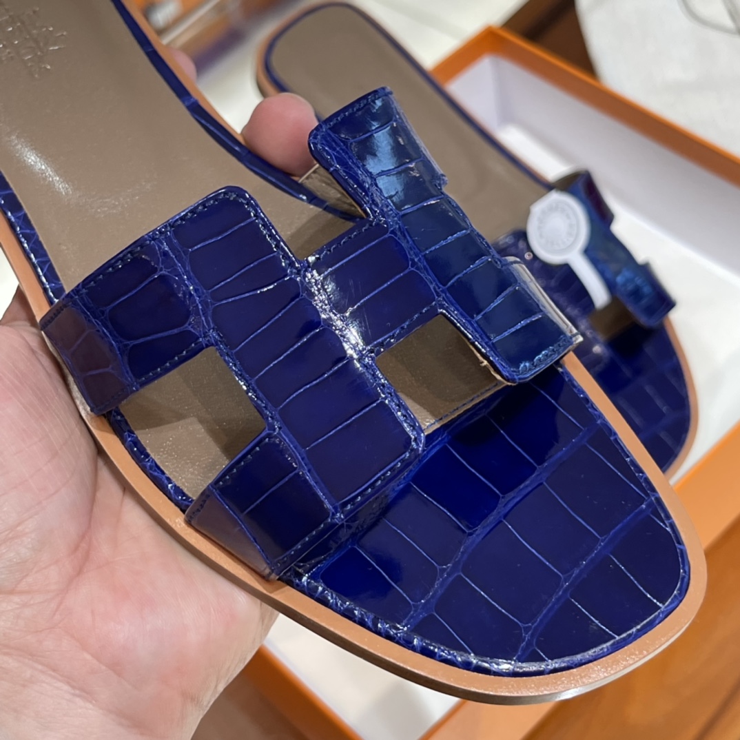 HERMES Alligator Sandals New Slippers Handmade Italian lamb sole 10 days of shipment 7T Bleu electrique