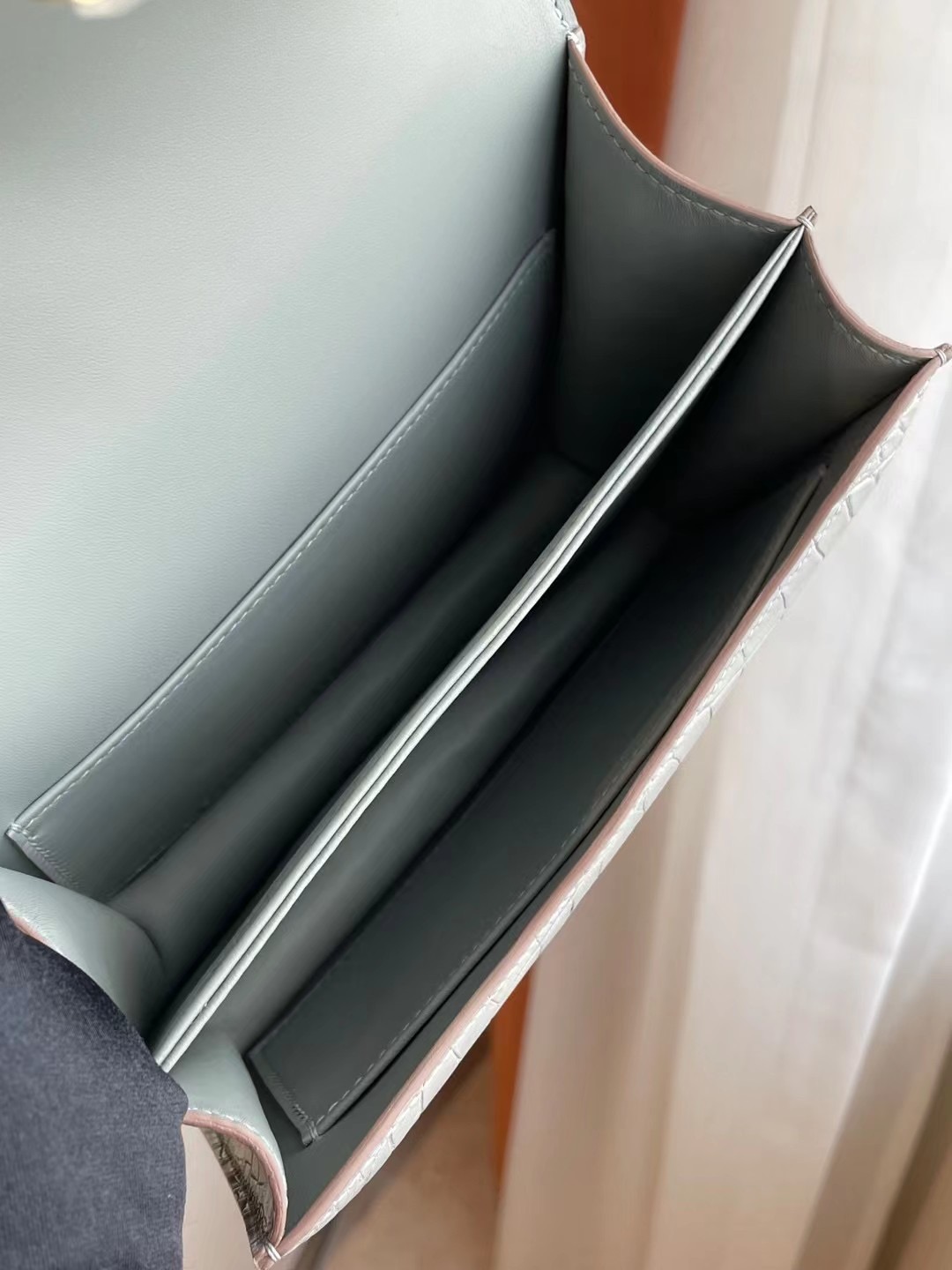 Hermes Constance 18CM 80 Gris Perle Matte Alligator Crocodile