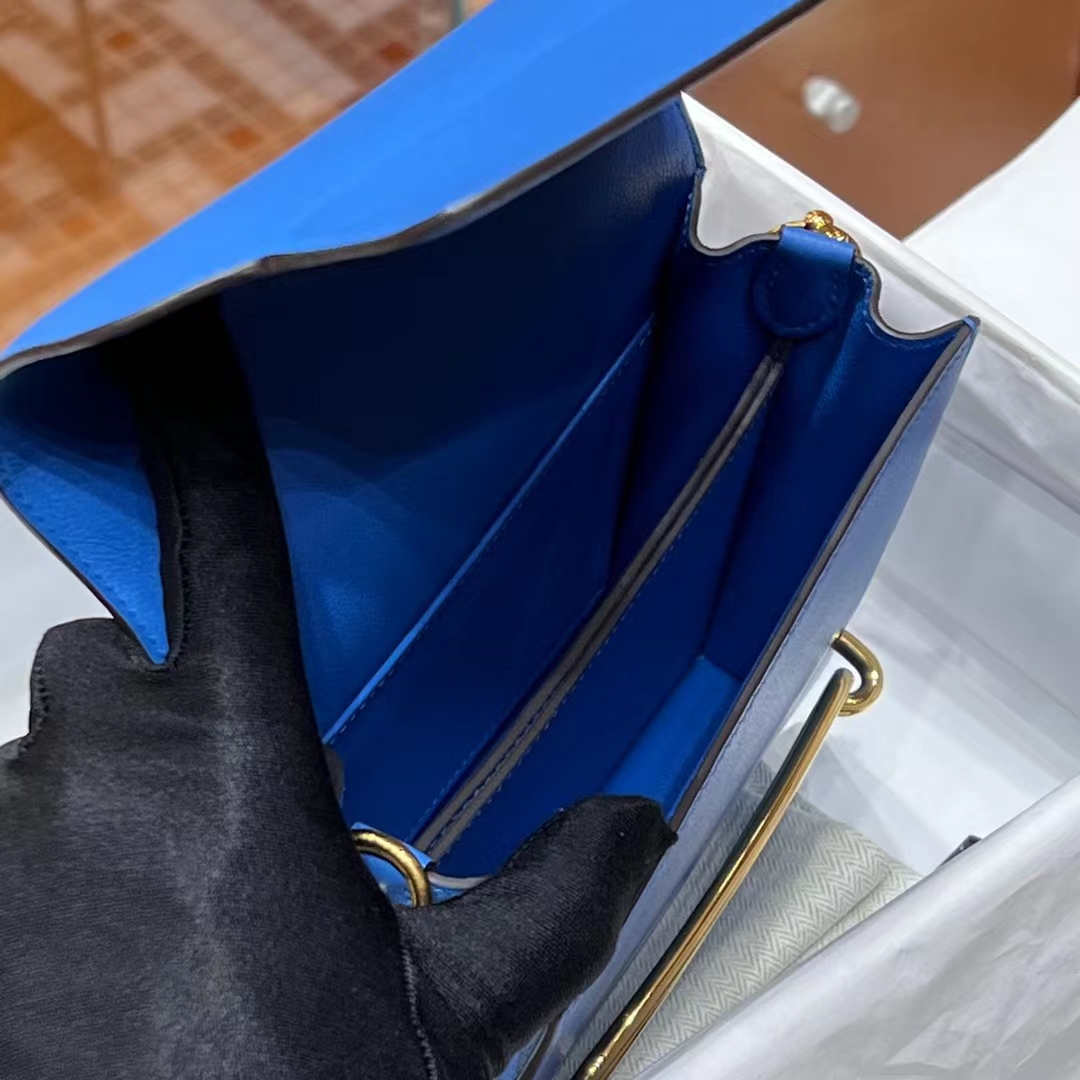 HERMES Roulis 18CM 7T Bleu electrique Gold Hardware HandMade