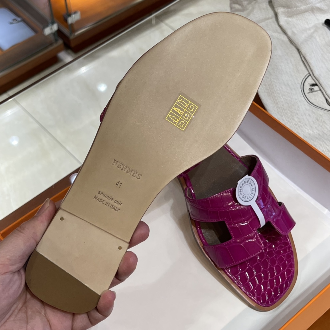 HERMES Alligator Sandals New Slippers Handmade Italian lamb sole 10 days of shipment 5J Fushsia