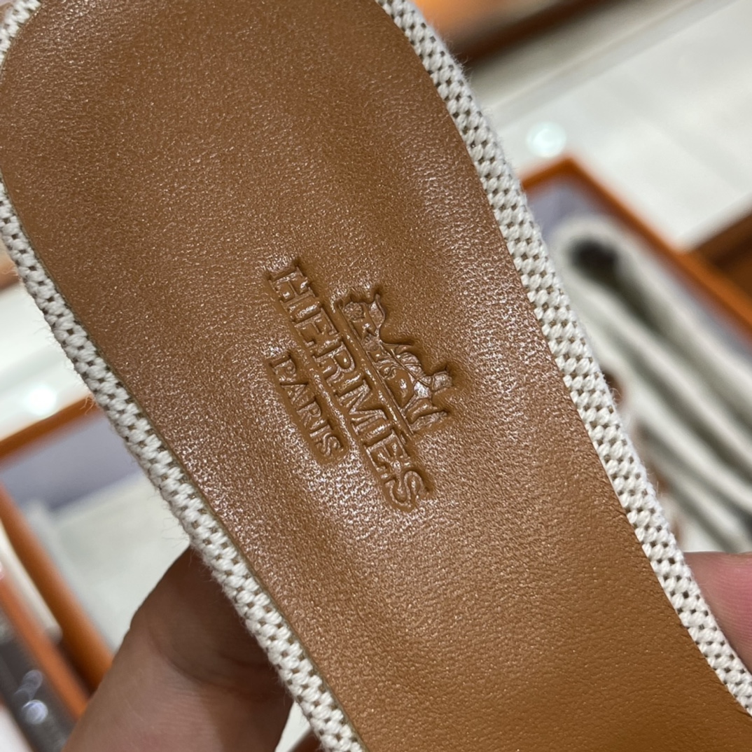 HERMES  Sandals New Slippers Handmade Italian lamb sole 10 days of shipment CK37